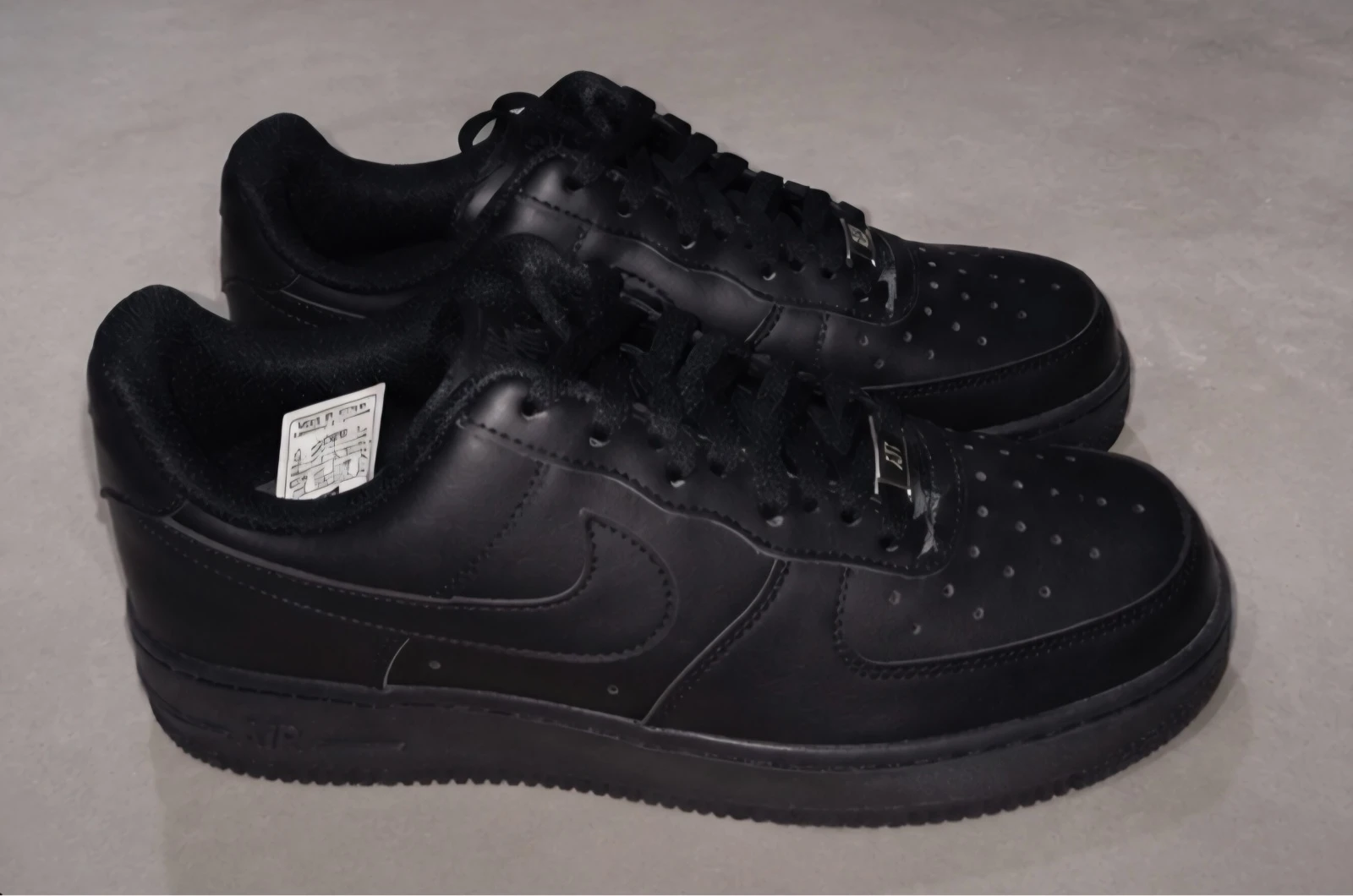 Nike ir force 1 negras